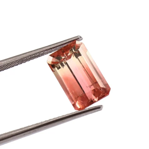 Side Profile of Bicolor Tourmaline Loose Gemstone Thickness