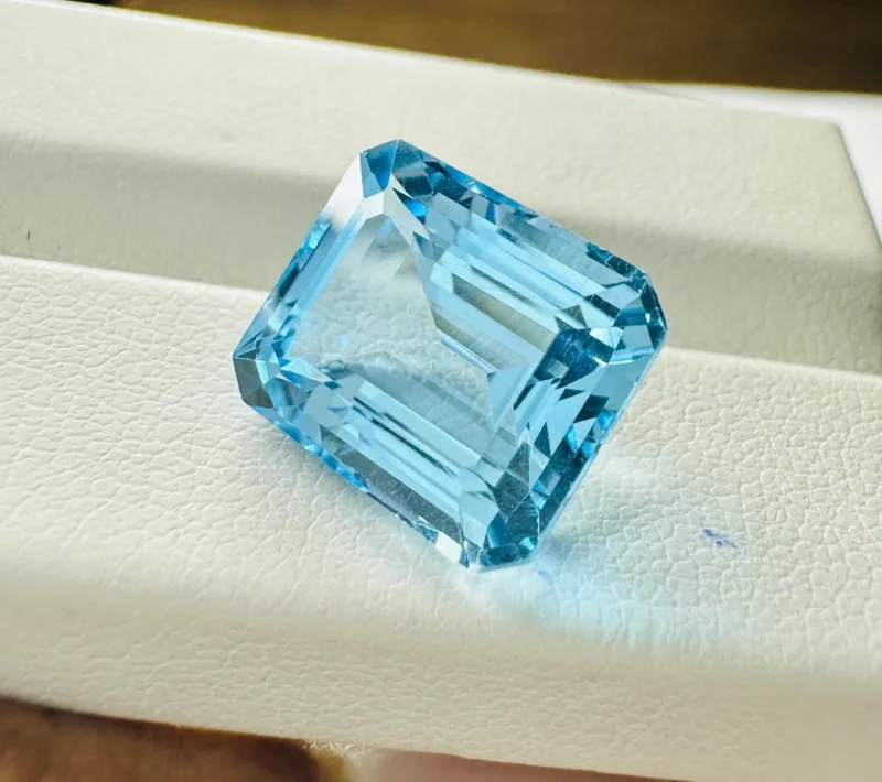 8 Carat Blue Topaz Size Reference on Hand for Cocktail Ring