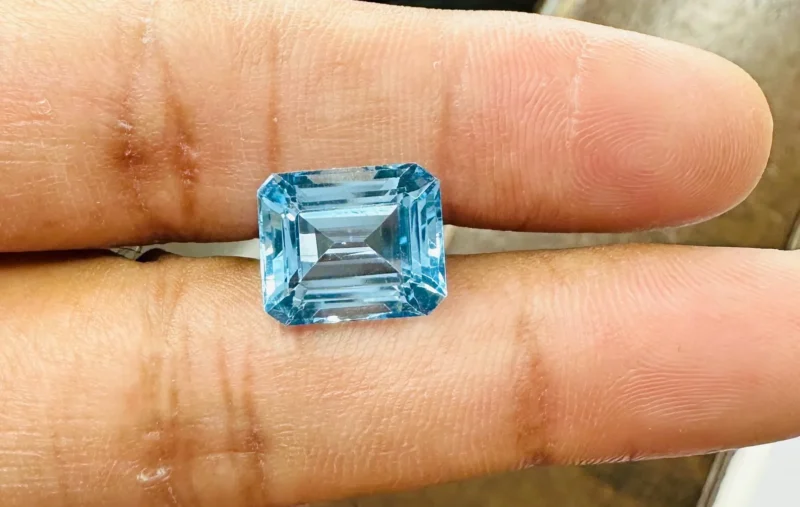Back View of Natural Topaz Gemstone Clarity and Faceting