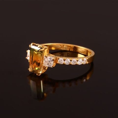 round Brilliant Cut Moissanite Sparkle in 14K Gold Setting